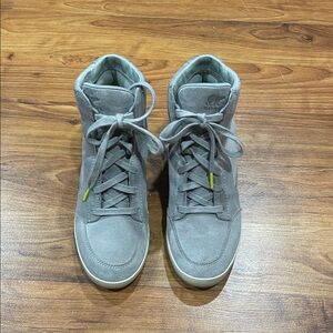 Sorel Out N About wedge Light Gray Suede High-Top Sneakers with Yellow Lace Tips